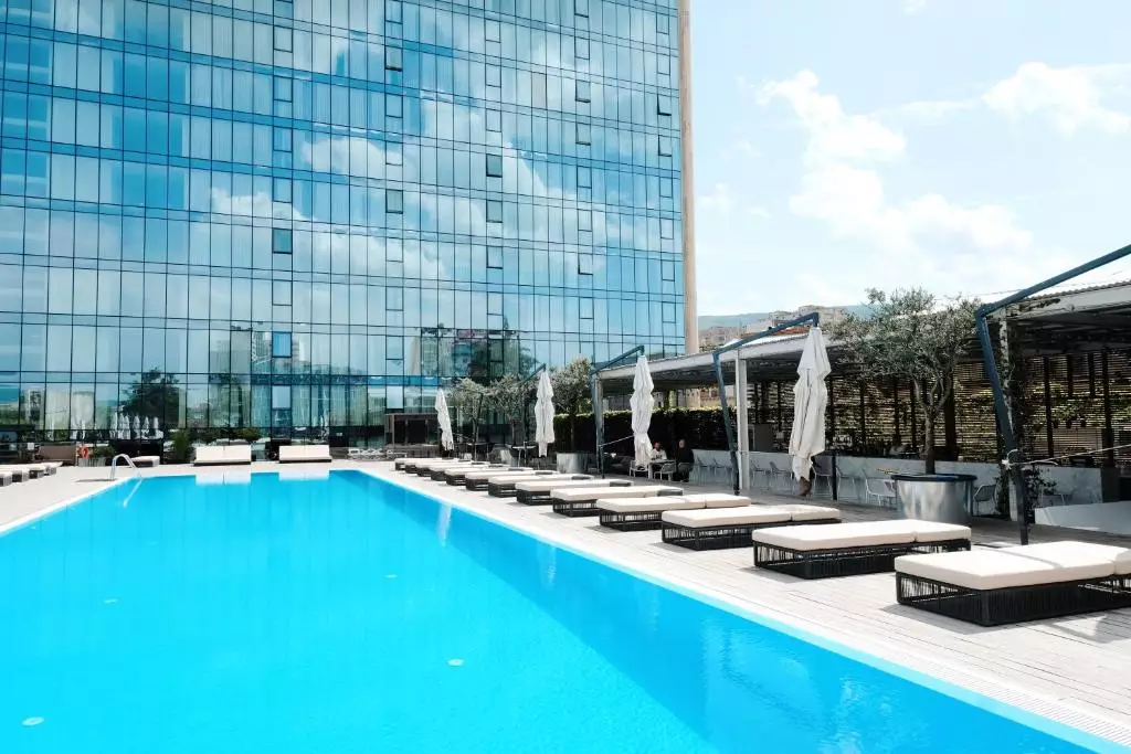 Holiday Inn